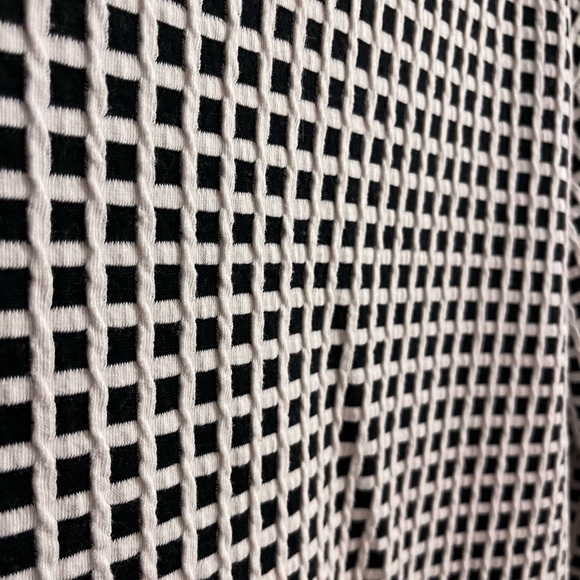 Waffle Weave Checkered Shirt - Picture 4 of 7